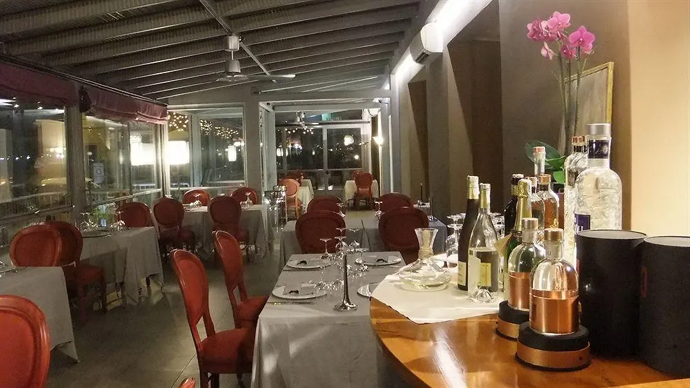 Albergo Del Sole Porto Valtravaglia 3*,  Italy